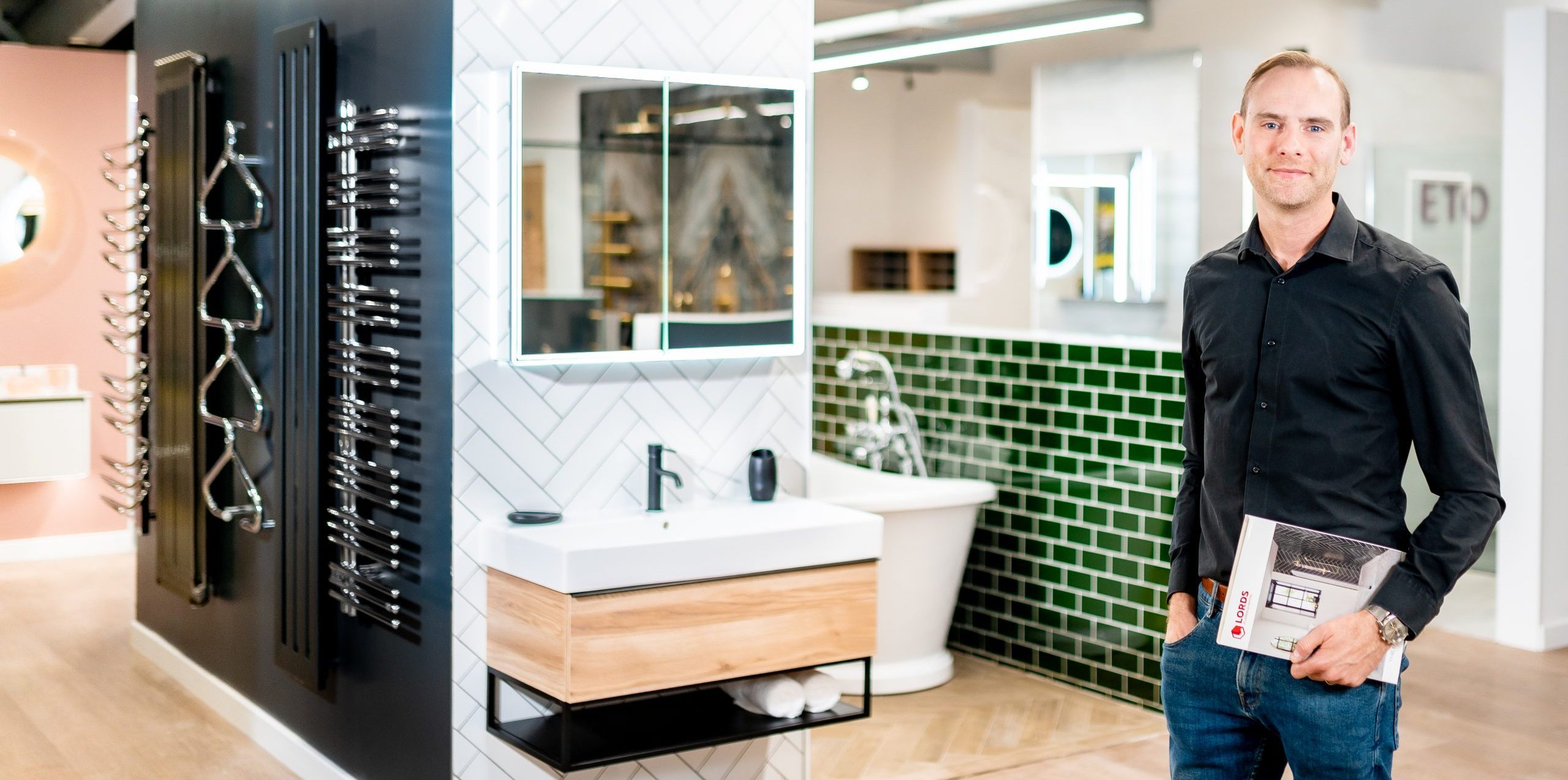 Lord Beaconsfield - Bathroom Showroom-100973